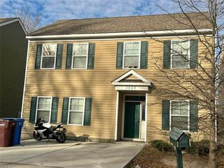 1055 Calloway AVE, Chesapeake, VA 23324
