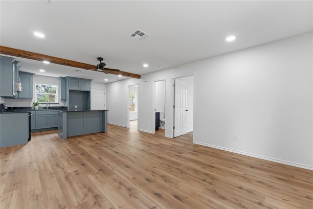 2732 Mckenzie Avenue, Waco, TX 76708