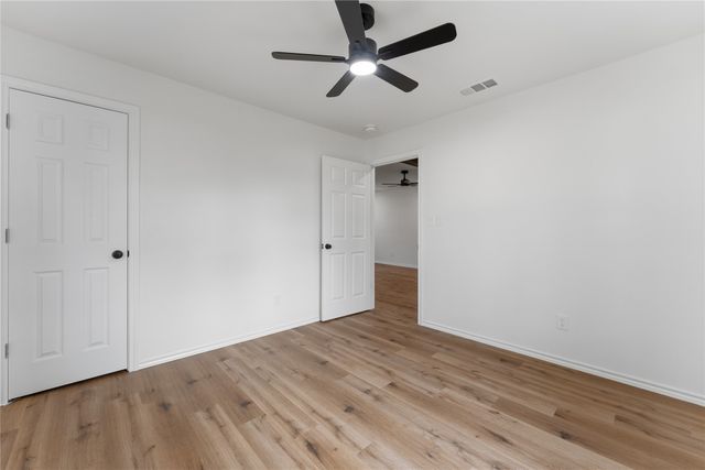 2732 Mckenzie Avenue, Waco, TX 76708