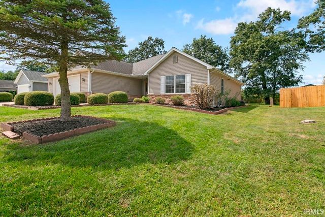 56545 Sun Ray Drive, Elkhart, IN 46516