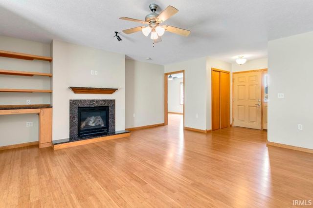 56545 Sun Ray Drive, Elkhart, IN 46516