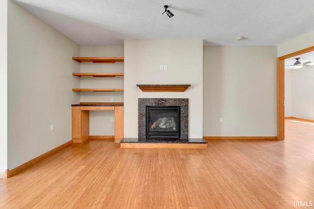 56545 Sun Ray Drive, Elkhart, IN 46516