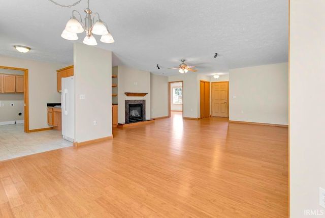 56545 Sun Ray Drive, Elkhart, IN 46516