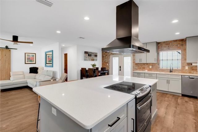 1616 TULANE STREET, Orlando, FL 32804