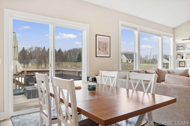 8367 Bauer Ridge Avenue, Jenison, MI 49428