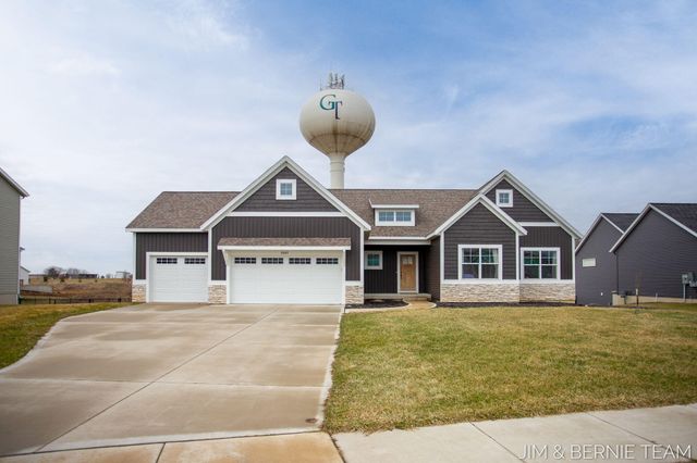 8367 Bauer Ridge Avenue, Jenison, MI 49428
