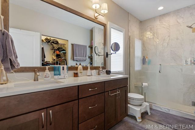 8367 Bauer Ridge Avenue, Jenison, MI 49428