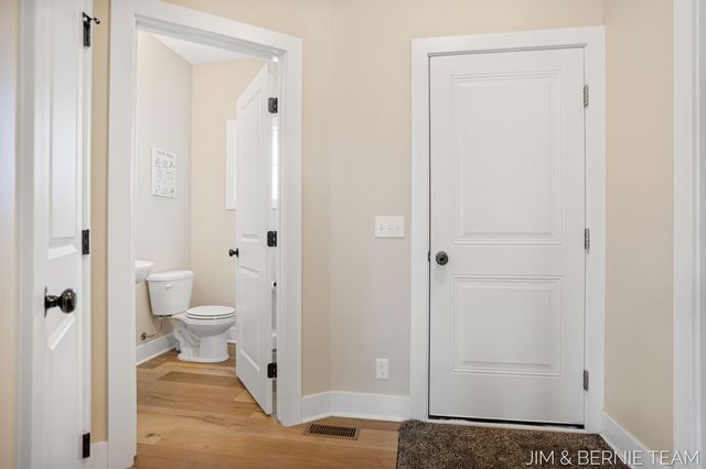 8367 Bauer Ridge Avenue, Jenison, MI 49428