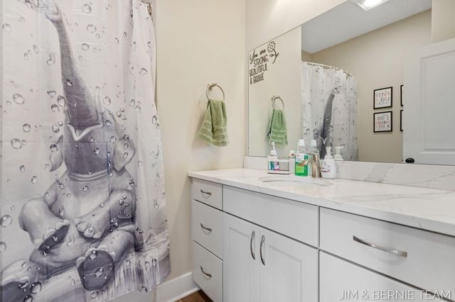 8367 Bauer Ridge Avenue, Jenison, MI 49428