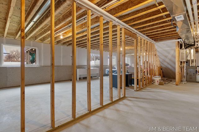 8367 Bauer Ridge Avenue, Jenison, MI 49428
