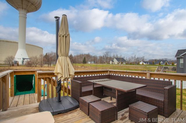 8367 Bauer Ridge Avenue, Jenison, MI 49428