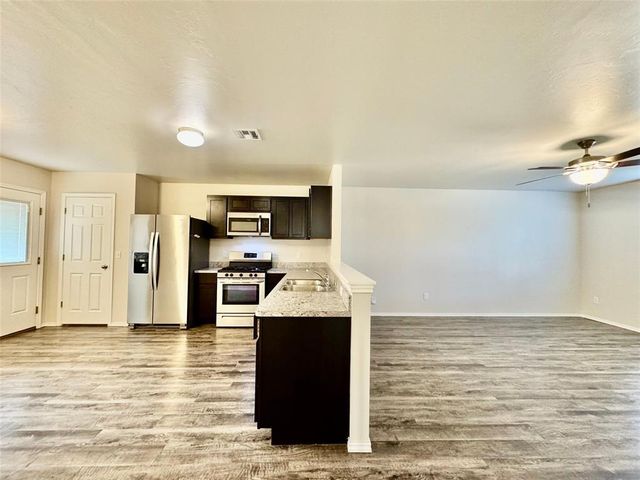 10612 SW 22nd Street, Yukon, OK 73099