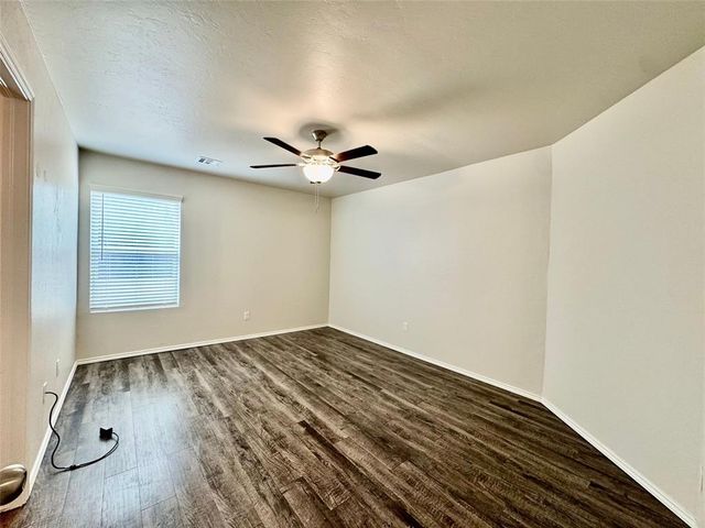 10612 SW 22nd Street, Yukon, OK 73099