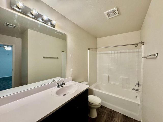 10612 SW 22nd Street, Yukon, OK 73099