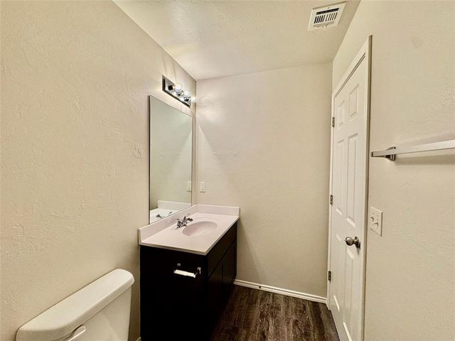 10612 SW 22nd Street, Yukon, OK 73099