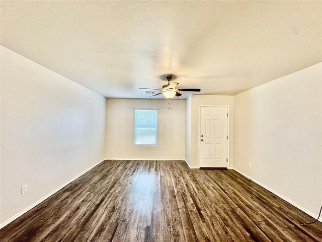 10612 SW 22nd Street, Yukon, OK 73099