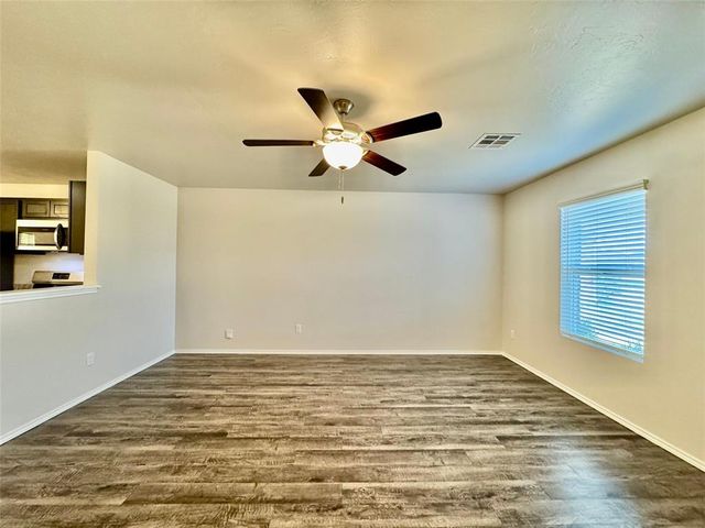 10612 SW 22nd Street, Yukon, OK 73099