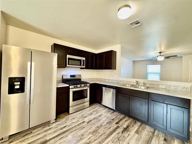 10612 SW 22nd Street, Yukon, OK 73099