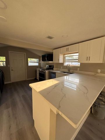 3420 AVENUE R NW, Winter Haven, FL 33881