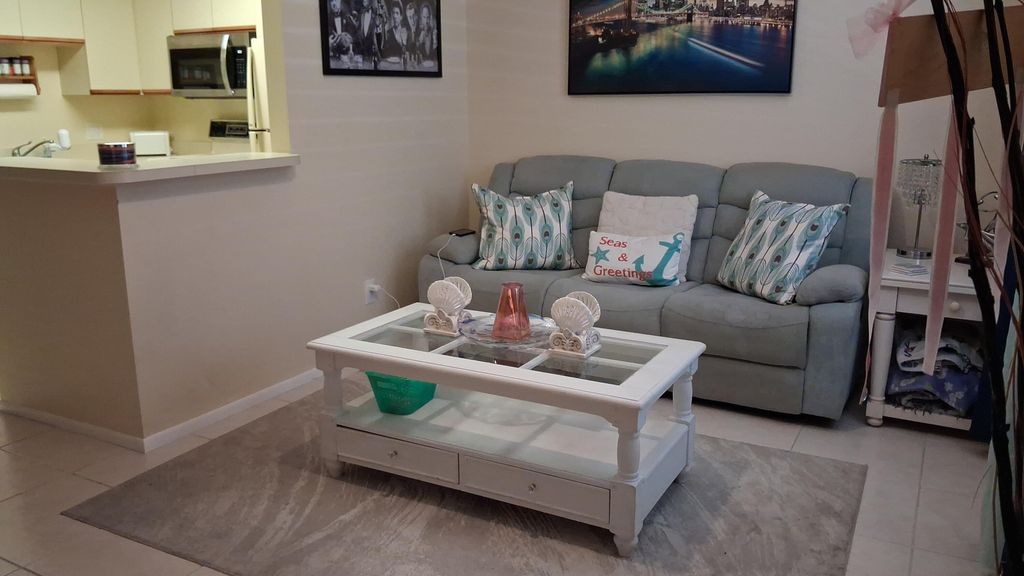 23 Lake Vista Trl Apt 204, Port St Lucie, FL 34952