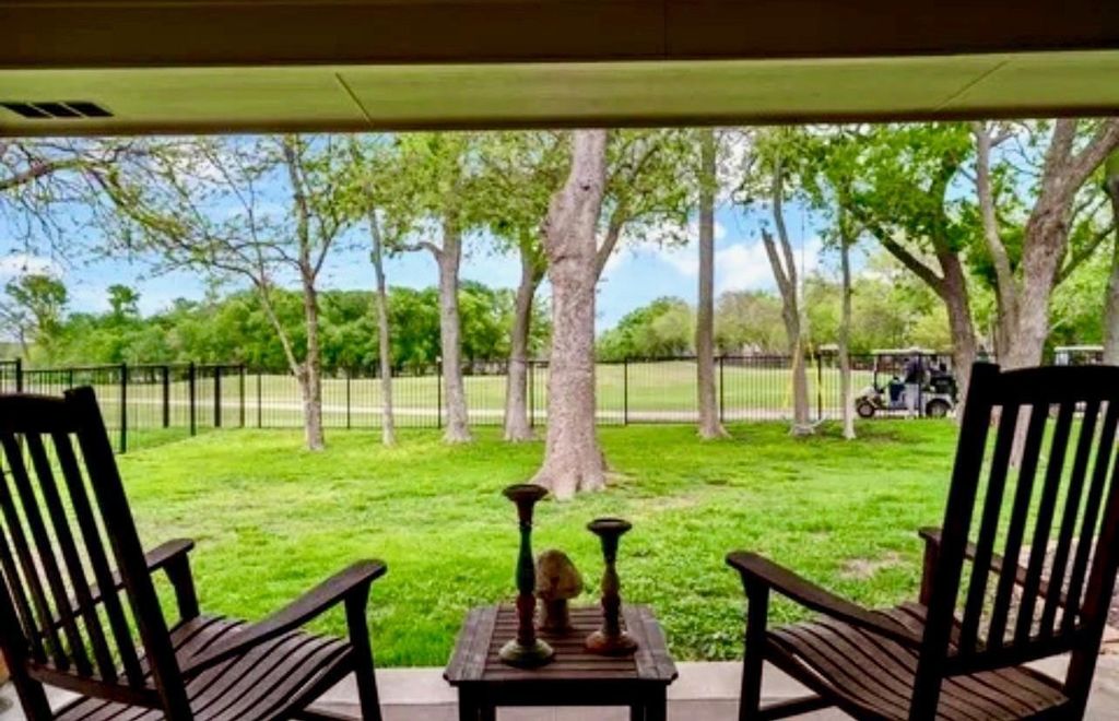 6110 Turnberry Drive, Garland, TX 75044