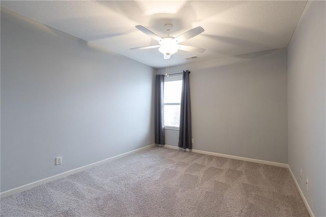 1012 SE Auburn Court, Blue Springs, MO 64014