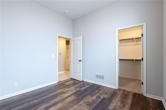 1012 SE Auburn Court, Blue Springs, MO 64014