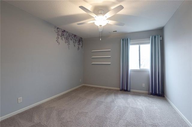 1012 SE Auburn Court, Blue Springs, MO 64014