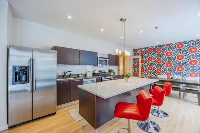 3104 W Lake Street 309, Minneapolis, MN 55416