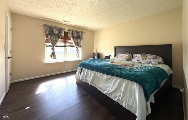 1881 Wynnewood Lane, Avon, IN 46123