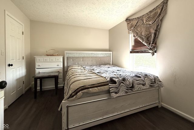 1881 Wynnewood Lane, Avon, IN 46123