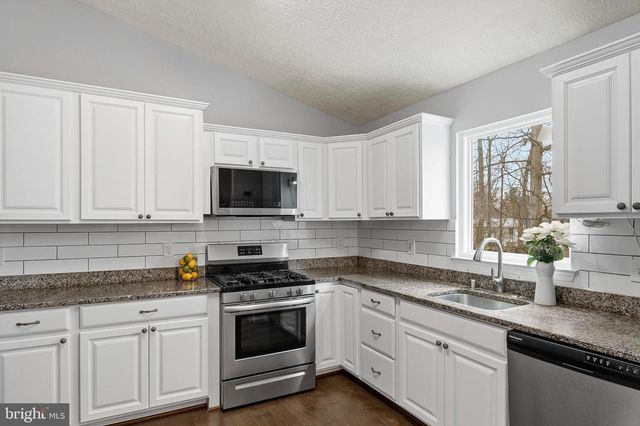 864 SNOW VALLEY LN, Odenton, MD 21113