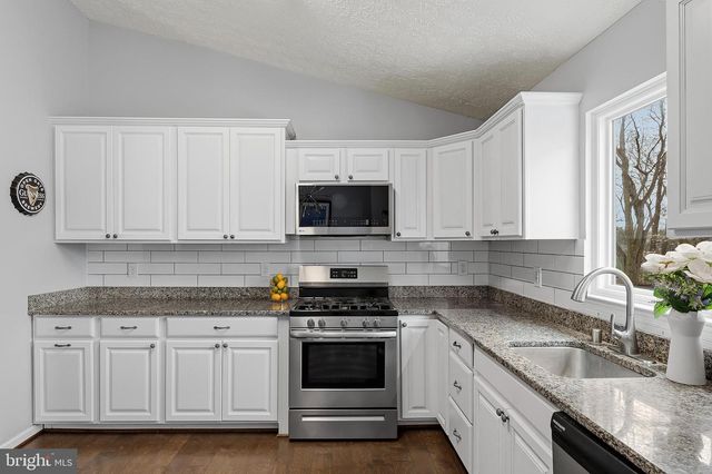 864 SNOW VALLEY LN, Odenton, MD 21113