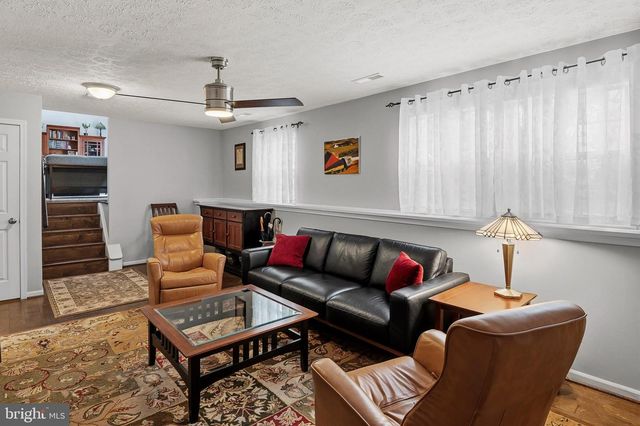 864 SNOW VALLEY LN, Odenton, MD 21113