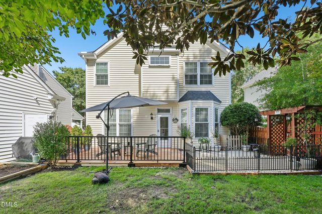 1124 Silky Dogwood Trail, Apex, NC 27502