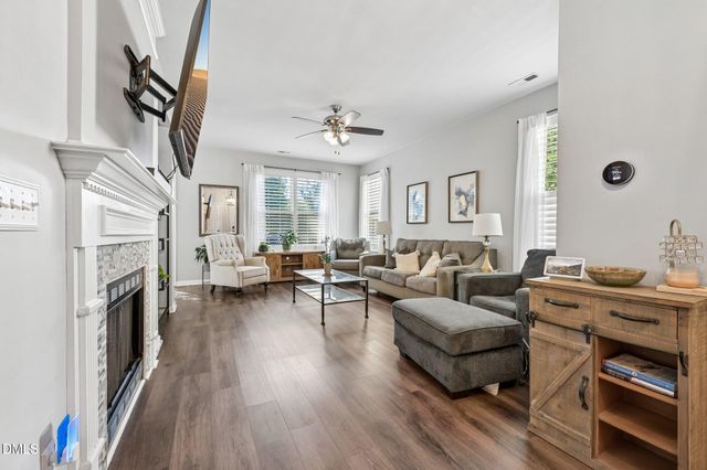 1124 Silky Dogwood Trail, Apex, NC 27502