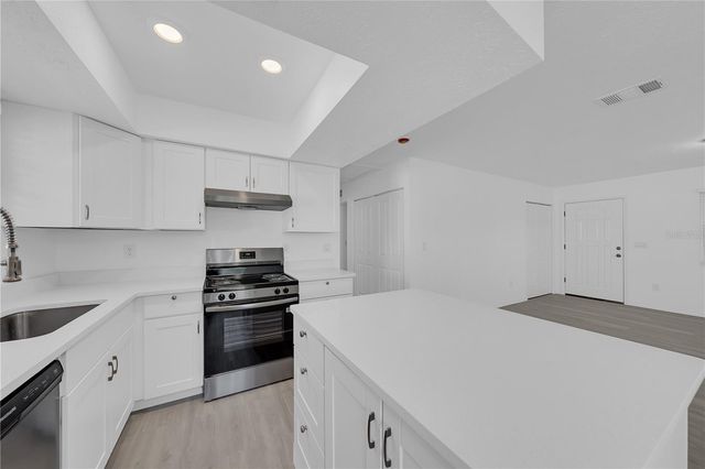 4949 91ST AVENUE 23, Pinellas Park, FL 33782