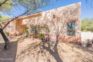 1598 N Paseo La Tinaja, Green Valley, AZ 85614