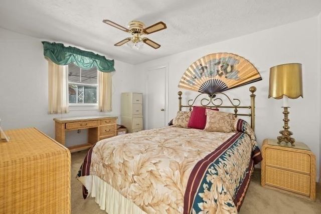 21 South Ave, Taunton, MA 02780