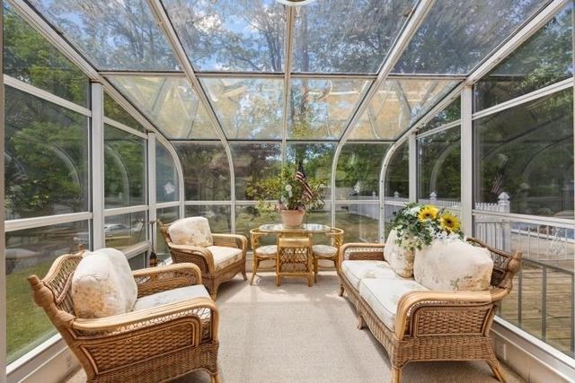 21 South Ave, Taunton, MA 02780