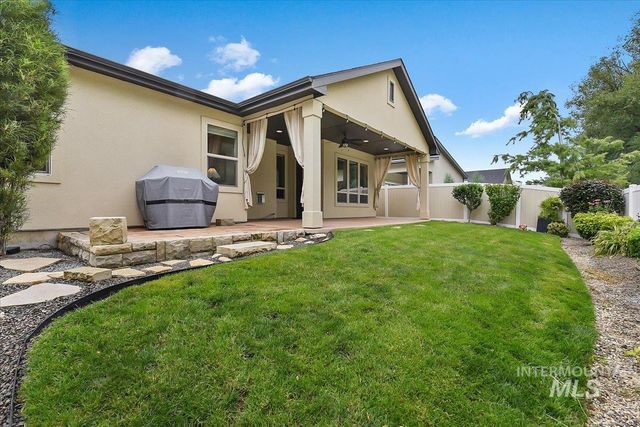 6668 W Hammermill Dr, Boise, ID 83714