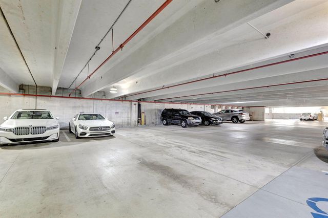 2640 Lake Shore Drive 2608, Riviera Beach, FL 33404