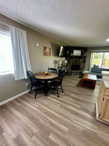 1005 Waverly Drive, Arlington, TX 76015