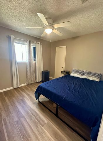 1005 Waverly Drive, Arlington, TX 76015