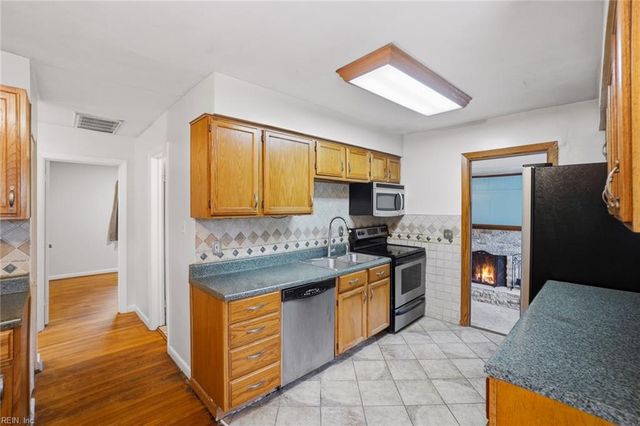 1117 Harlie AVE, Virginia Beach, VA 23464