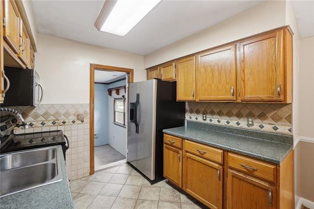 1117 Harlie AVE, Virginia Beach, VA 23464