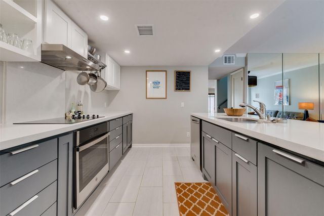 2324 Steel Street 20, Houston, TX 77098