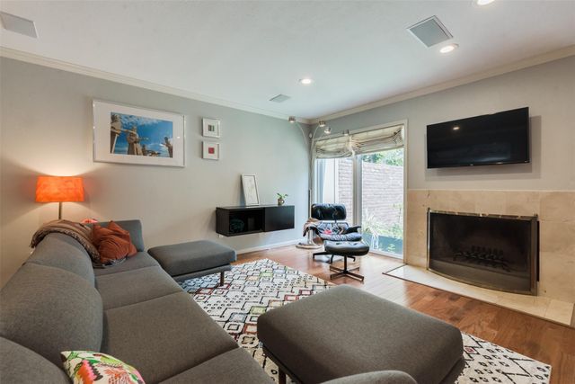 2324 Steel Street 20, Houston, TX 77098