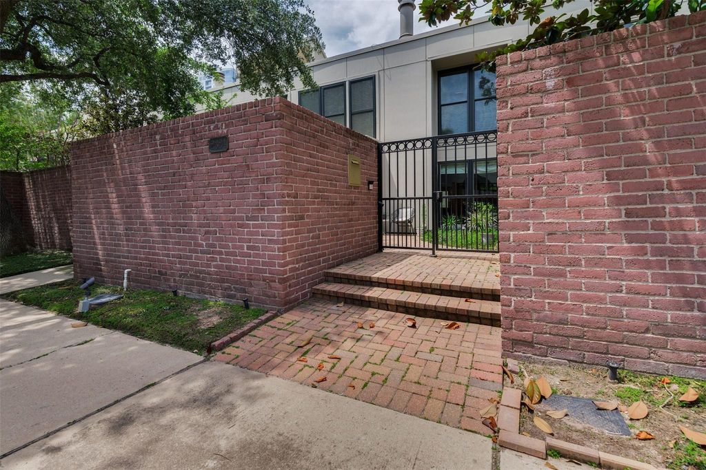 2324 Steel Street 20, Houston, TX 77098