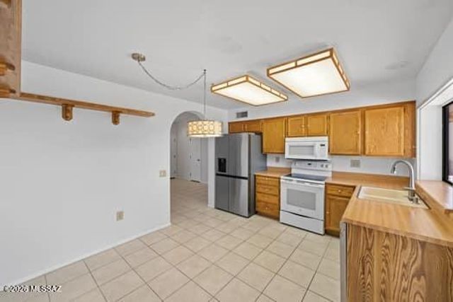 14323 N Sky Trail, Oro Valley, AZ 85755